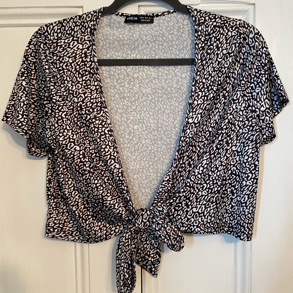 Front tie shirt